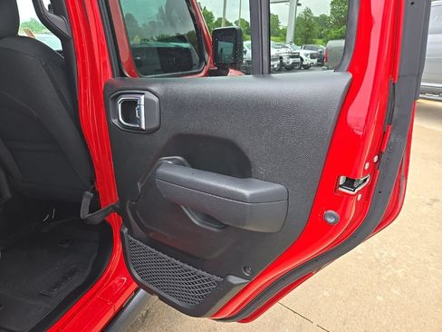 Used 2024 Jeep Wrangler Unlimited Sport AWD/4WD image 76