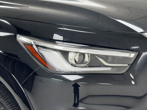 Used 2019 INFINITI QX80 Luxe w/ Proassist Package image 36