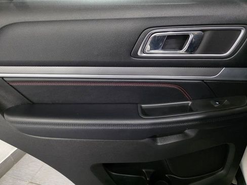 Used 2017 Ford Explorer Sport w/ Equipment Group 401A AWD/4WD image 11