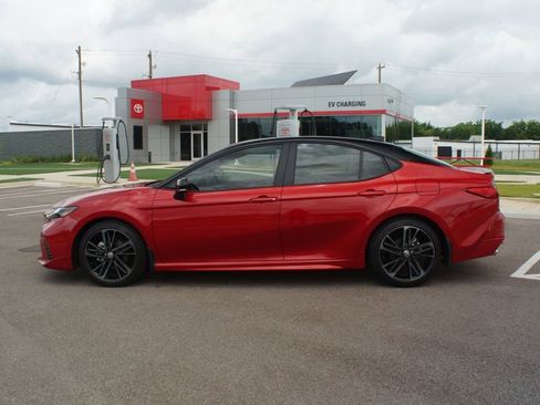 Used 2025 Toyota Camry XSE w/ Premium Plus Package FWD image 13
