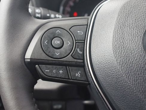 Used 2025 Toyota RAV4 XLE Premium AWD/4WD image 10