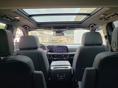 New 2026 Chevrolet Tahoe Premier w/ Sun And Tow Package image 34