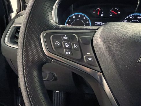 Used 2024 Chevrolet Equinox LS image 29