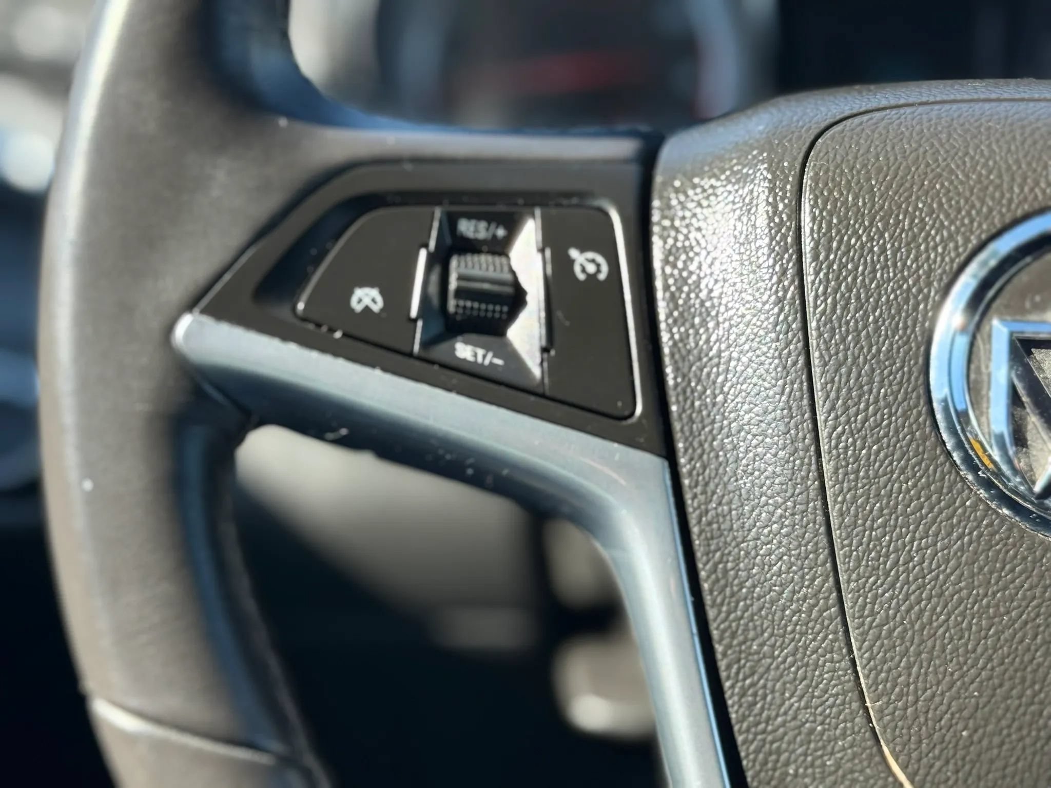 Used 2013 Buick Encore Convenience FWD image 16