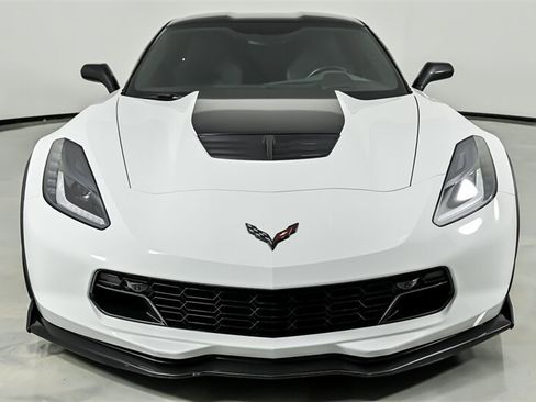 Used 2017 Chevrolet Corvette Z06 RWD image 4