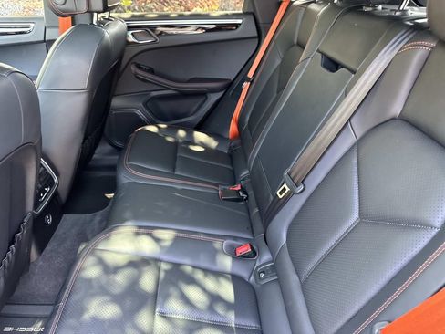 Used 2023 Porsche Macan Turbo AWD/4WD image 23