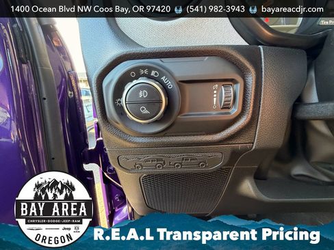New 2026 Jeep Gladiator Sport AWD/4WD image 17