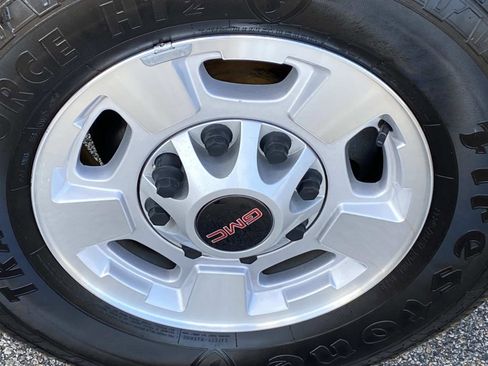 Used 2018 GMC Sierra 2500 SLE w/ HD SLE Preferred Plus Package image 27