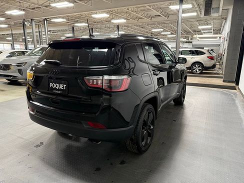 Used 2019 Jeep Compass Altitude image 4
