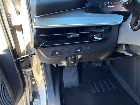 New 2026 Nissan Murano SL AWD/4WD image 30