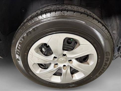 Used 2024 Toyota RAV4 LE FWD image 17