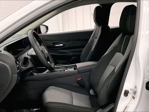 New 2026 Nissan Sentra SV FWD image 10