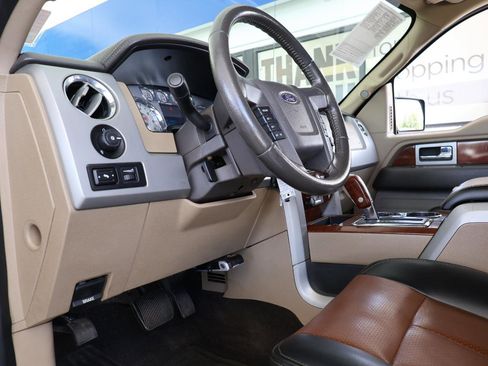 Used 2010 Ford F150 Lariat image 38