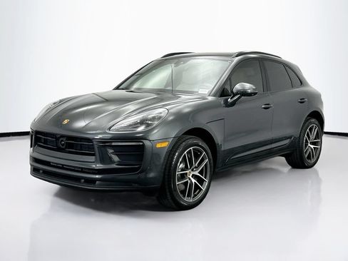 Used 2026 Porsche Macan AWD/4WD image 1