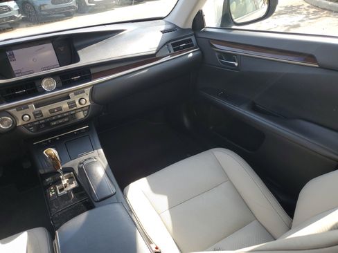 Used 2013 Lexus ES 350 image 21
