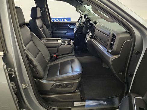 Used 2024 GMC Sierra 1500 SLT image 26