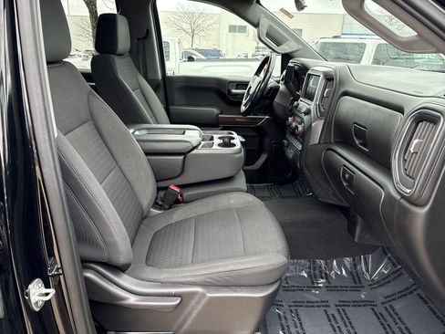 Used 2021 Chevrolet Silverado 1500 RST image 18