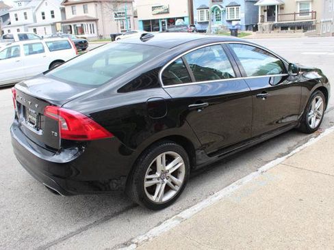 Used 2014 Volvo S60 T5 image 5