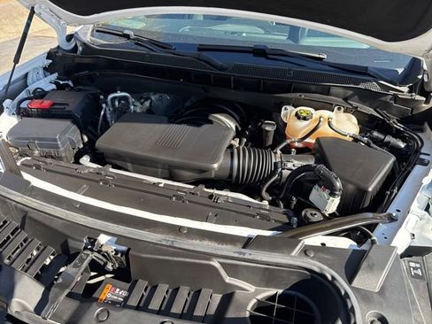 Used 2024 Chevrolet Suburban Premier image 41