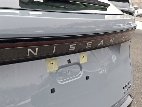 Used 2024 Nissan Ariya AWD image 29