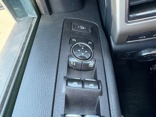 Used 2022 Ford F350 Lariat w/ Chrome Package AWD/4WD image 24
