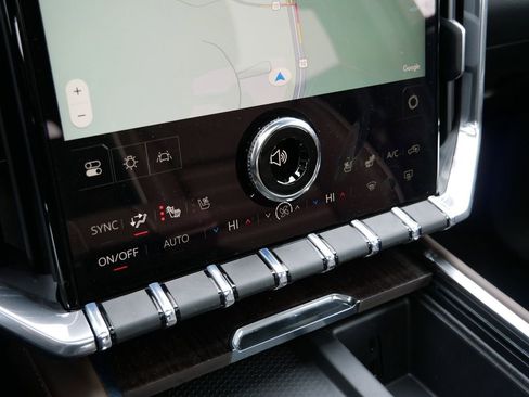 New 2026 GMC Acadia Denali Ultimate image 13