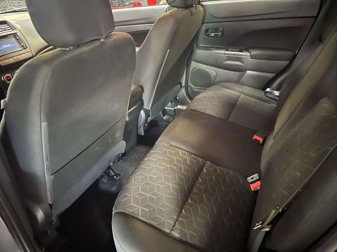 Used 2021 Mitsubishi Outlander Sport ES FWD image 11