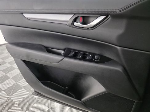 Used 2021 MAZDA CX-5 Touring image 28