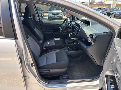 Used 2018 Toyota Prius C Two FWD image 48