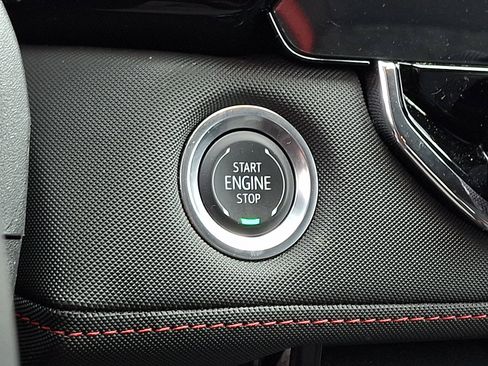 Used 2025 Chevrolet Colorado Z71 image 23