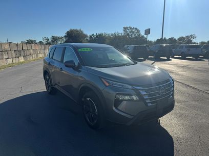 Used 2024 Nissan Rogue SV