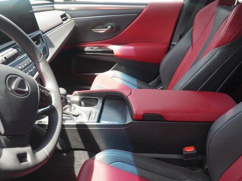 Used 2024 Lexus ES 350 F Sport w/ Accessory Package (Z2) FWD image 7