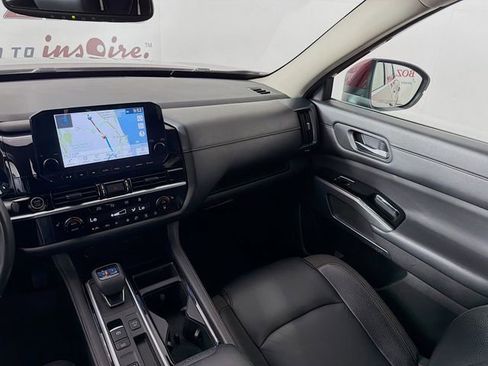 Used 2022 Nissan Pathfinder SL FWD image 28
