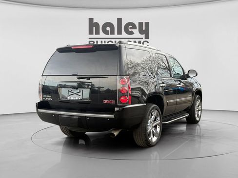 Used 2012 GMC Yukon Denali image 5