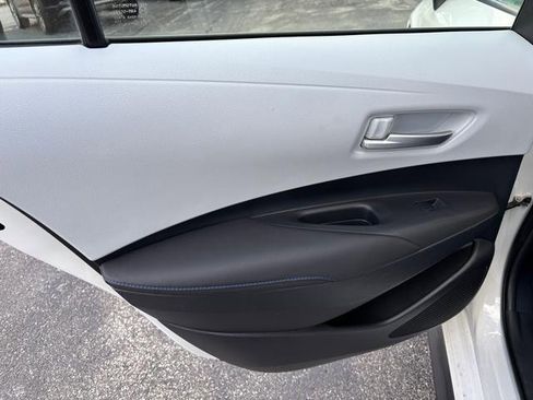 Used 2020 Toyota Corolla SE image 12