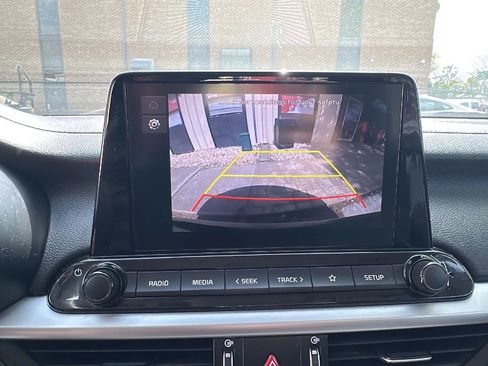 Used 2023 Kia Forte LXS w/ LXS Technology Package image 24