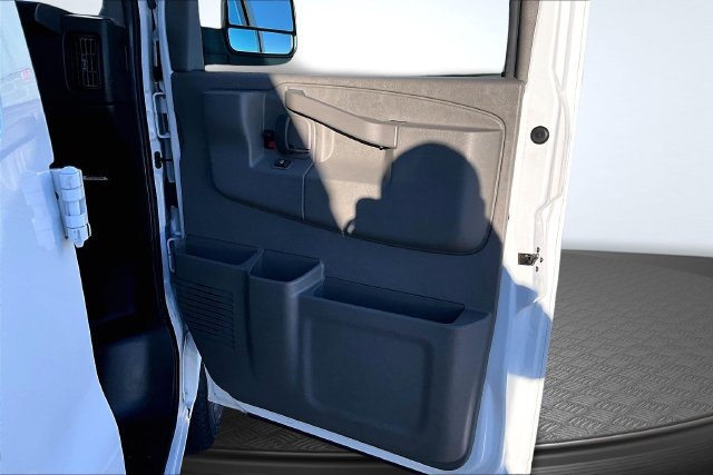 Used 2023 GMC Savana 3500 w/ Driver Convenience Package RWD image 27