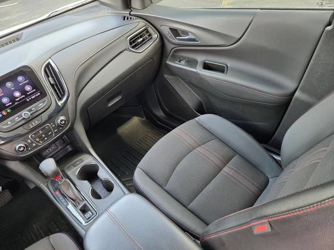 Used 2022 Chevrolet Equinox RS w/ Infotainment Package FWD image 13