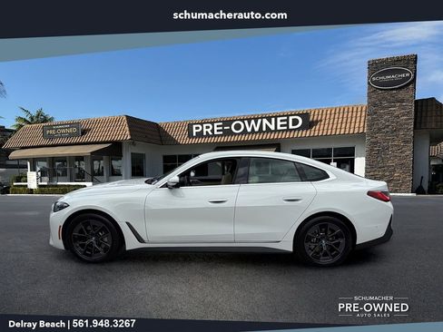 Used 2022 BMW i4 eDrive40 RWD image 4