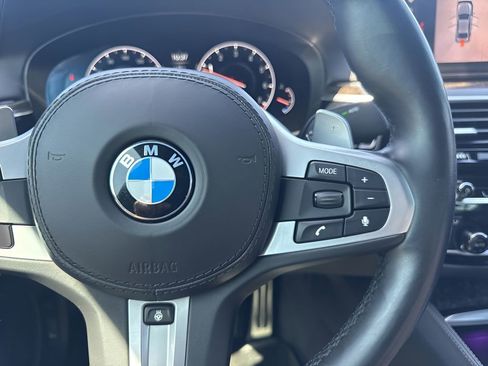 Used 2019 BMW M550i xDrive AWD/4WD image 16