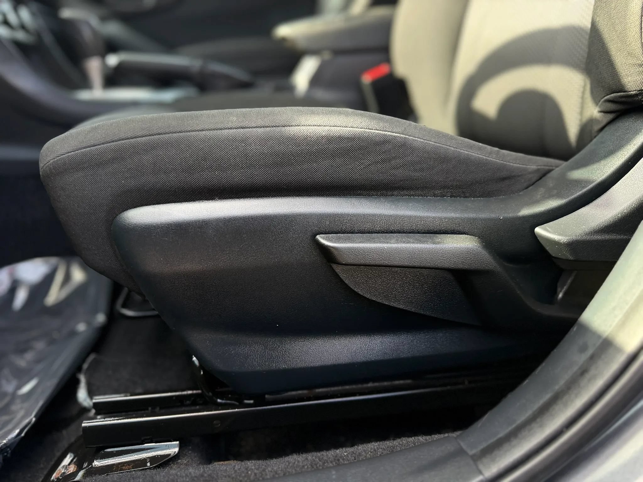Used 2018 Subaru Impreza 2.0i AWD/4WD image 22