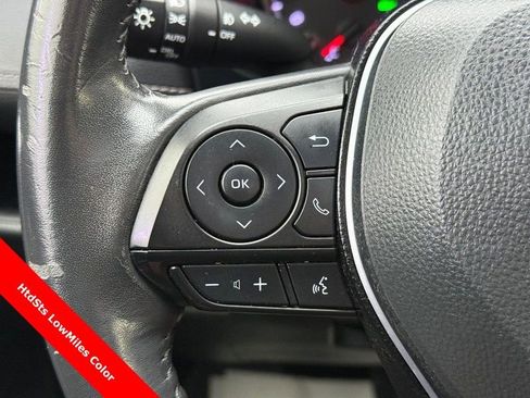 Used 2021 Toyota RAV4 XLE Premium image 20