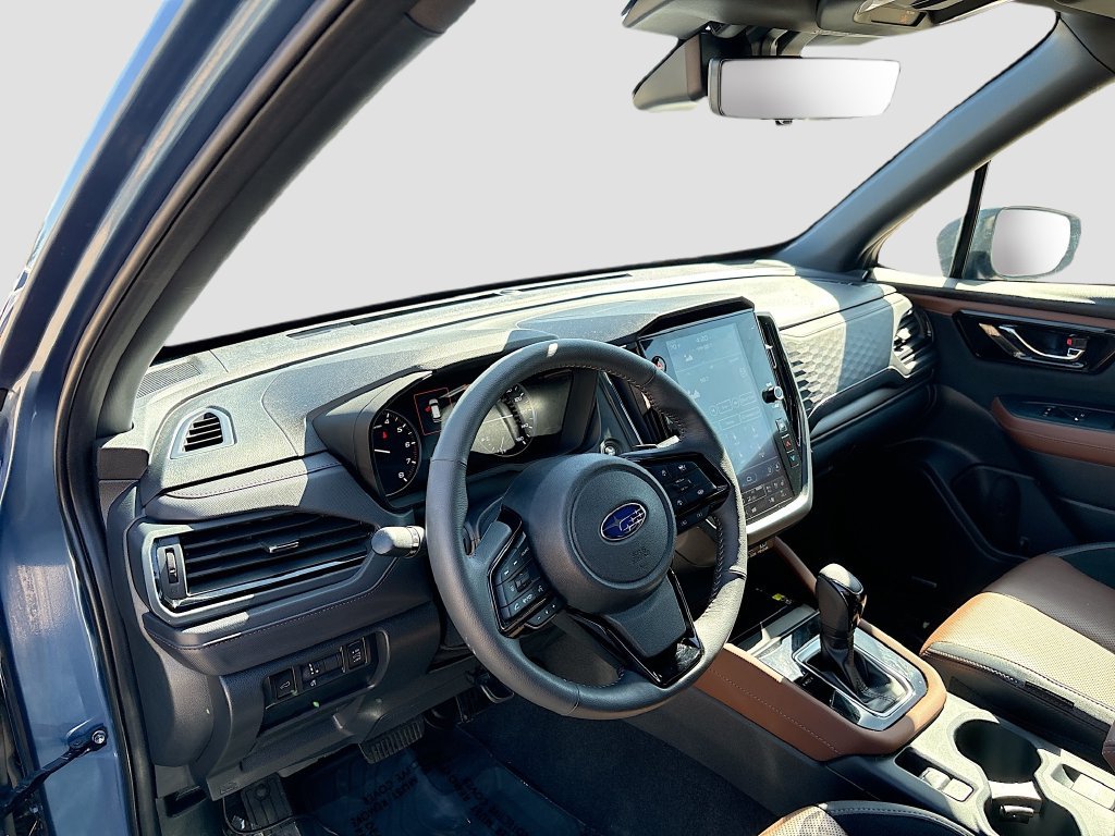 Used 2025 Subaru Forester Touring AWD/4WD image 9