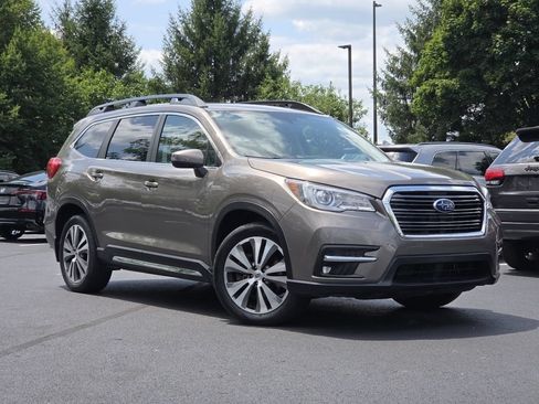 Used 2021 Subaru Ascent Limited w/ Popular Package #2A AWD/4WD image 2