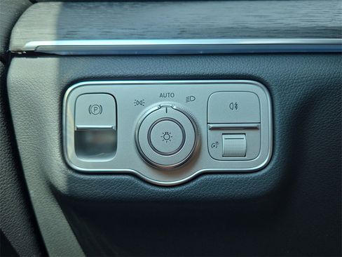 Used 2026 Mercedes-Benz GLE 350 4MATIC image 29