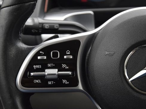 Used 2022 Mercedes-Benz GLB 250 image 23