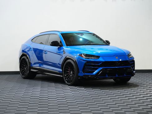 Used 2019 Lamborghini Urus AWD/4WD image 5