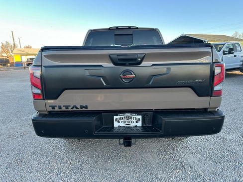 Used 2021 Nissan Titan PRO-4X w/ Off Road Protection Package image 9