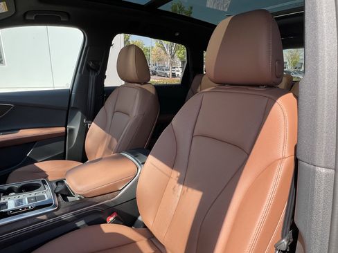 Used 2025 Audi Q7 2.0T Premium Plus w/ Premium Plus Package image 16