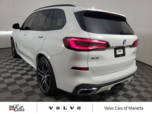 Used 2021 BMW X5 xDrive40i w/ M Sport Package AWD/4WD image 10